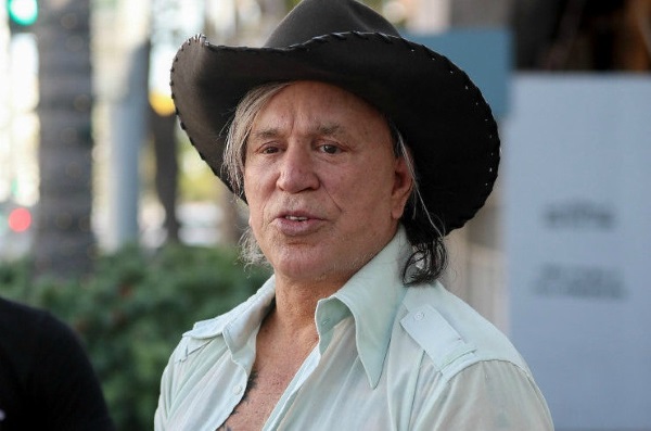 Mickey Rourke. Prima e dopo chirurgia plastica, chirurgia, foto in gioventù, ora, biografia, vita personale