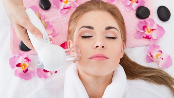 Hardware vacuum facial massage. Benefits and harm, before and after photos, price, reviews