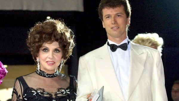 Gina Lollobrigida. Foto in gioventù, ora, biografia, figura, plastica