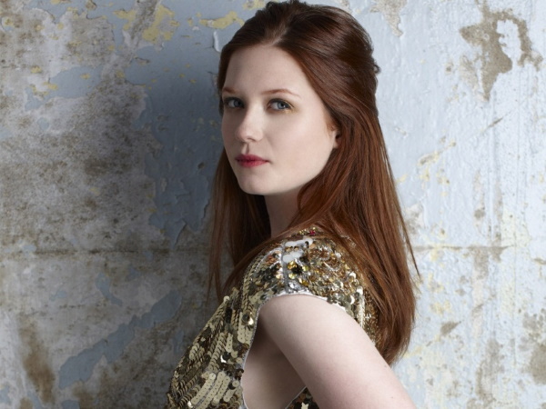 Bonnie Wright. Foto hot in costume da bagno, prima e dopo chirurgia plastica, biografia, vita personale