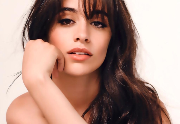 Camila Cabello (Cabello). Foto senza trucco, prima e dopo chirurgia plastica, biografia, vita personale