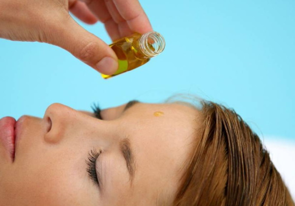 Facial massage oils. Which is better, composition, useful properties, how to do massage at home