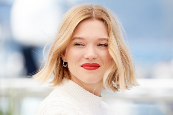 Lea Seydoux. Foto calde in costume da bagno, candide in Maxim, biografia, vita personale