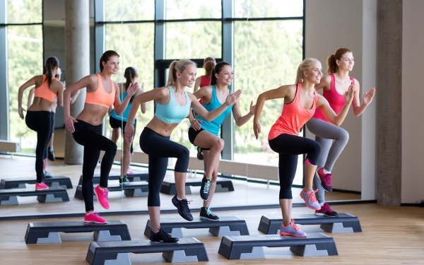 Intensive workouts for burning fat at home, in the gym for women