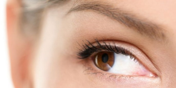 Girls have small eyes. How to increase the price of plastic surgery